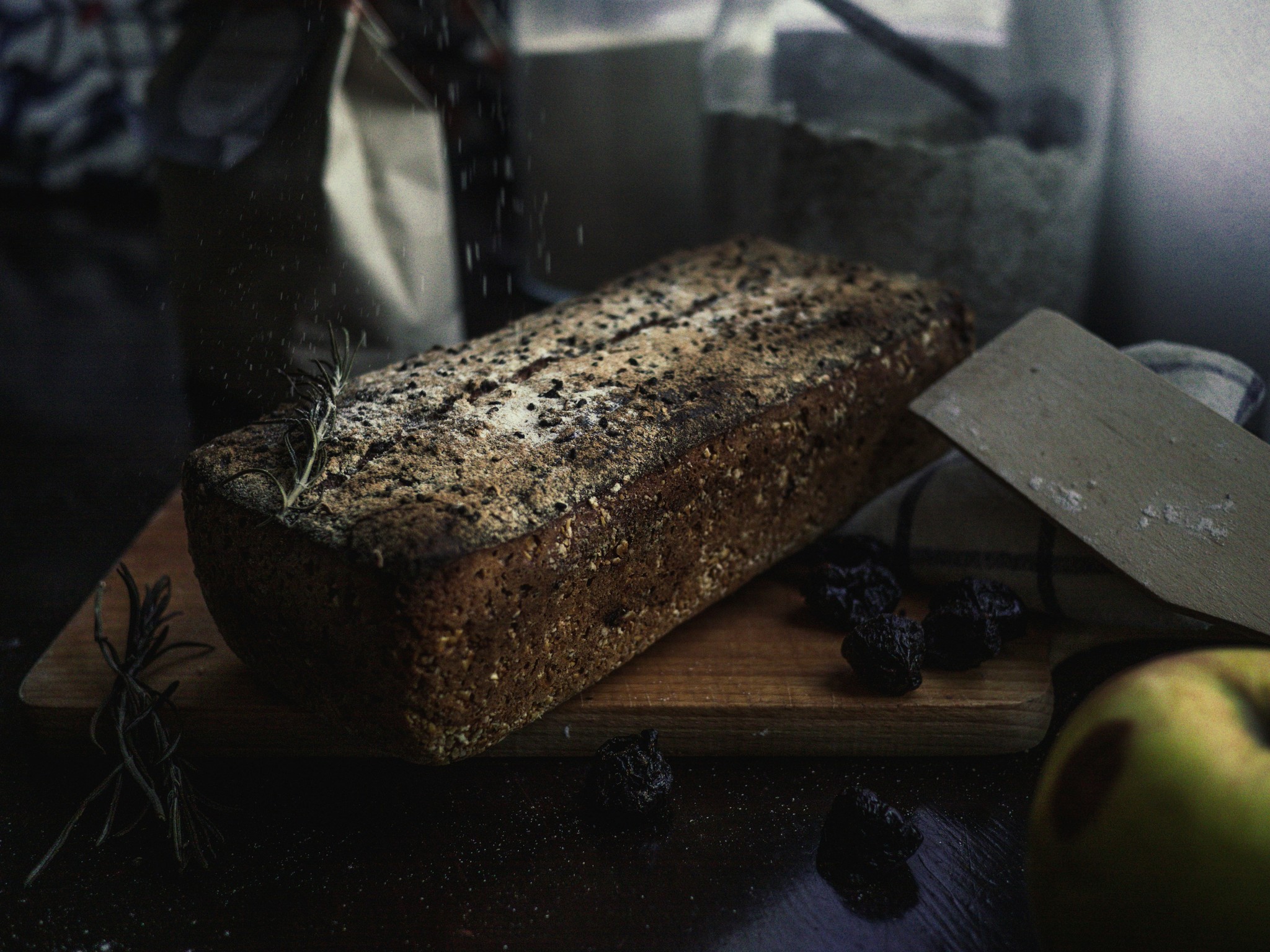Icelandic rye bread with fresh fruit on the side.