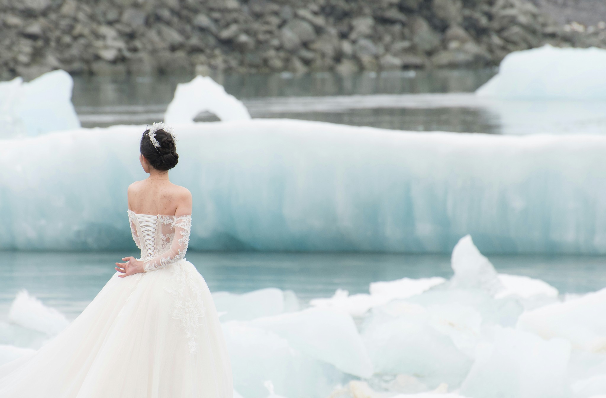 When to Get Married in Iceland: Seasons, Weather & Light