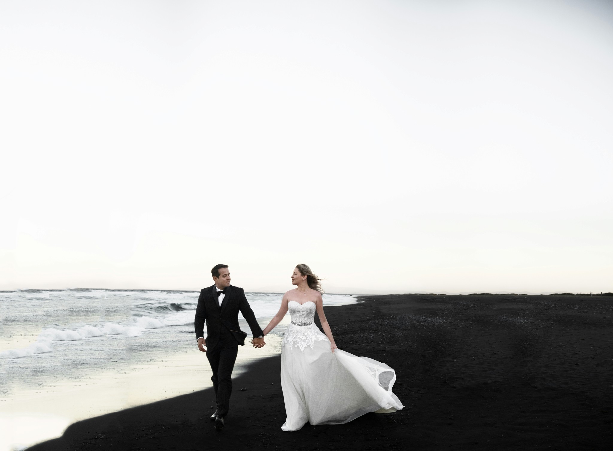Best Iceland Wedding Photo Locations Near Black Sand Hotel